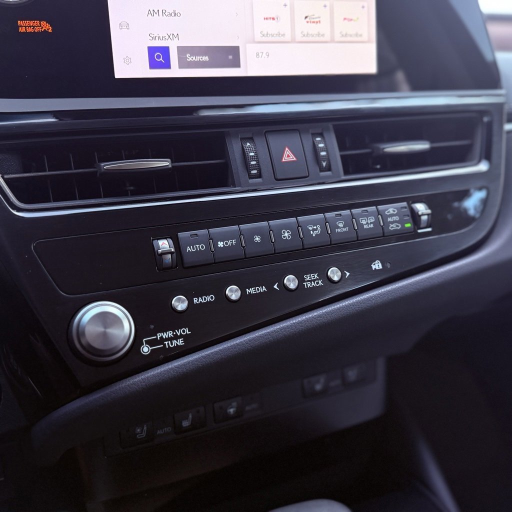 Used 2024 Lexus ES 350 w/ Premium Package image 14