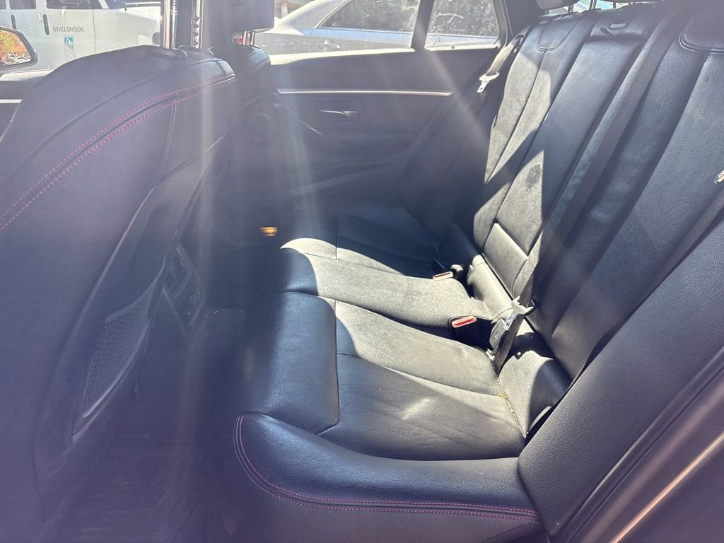 Used 2017 BMW 330i xDrive Wagon image 9