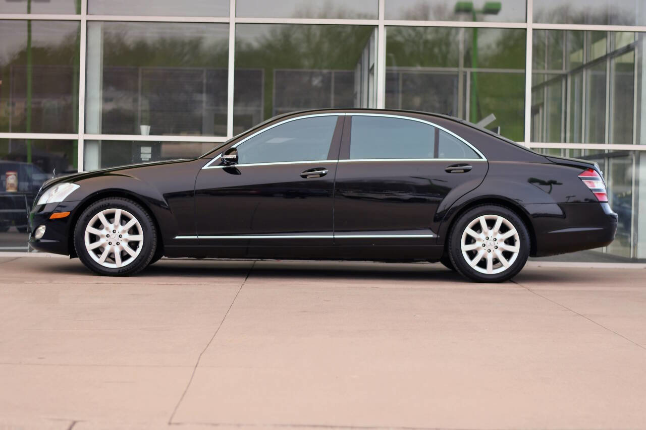Used 2007 Mercedes-Benz S 550 image 4