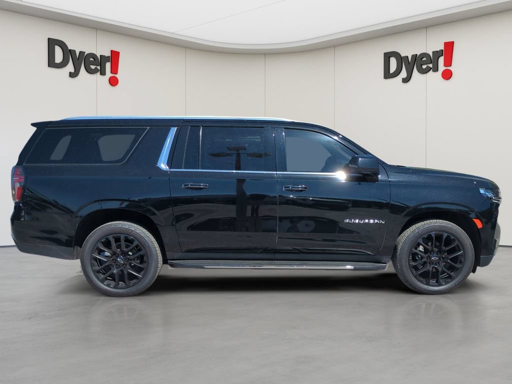 Used 2022 Chevrolet Suburban High Country AWD/4WD image 2
