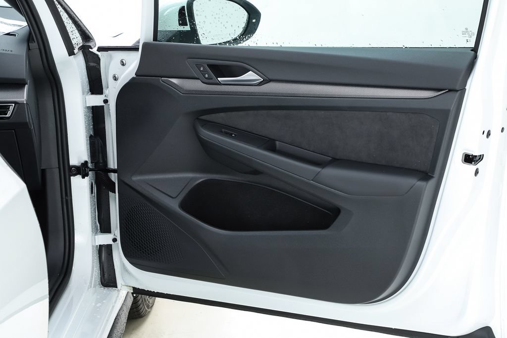 New 2026 Volkswagen GTI SE FWD image 30