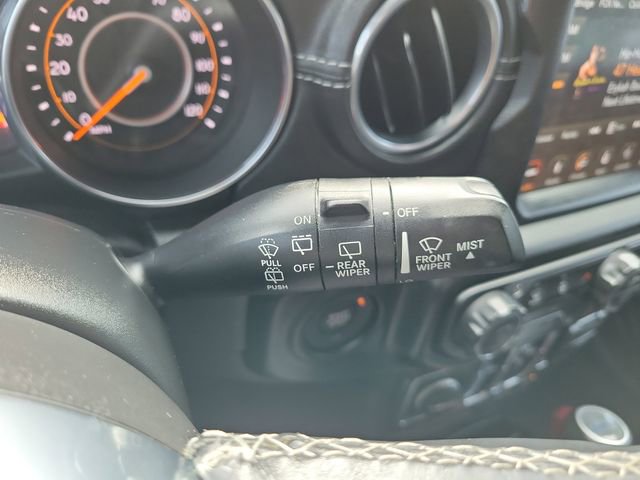Used 2018 Jeep Wrangler Unlimited Sahara image 27