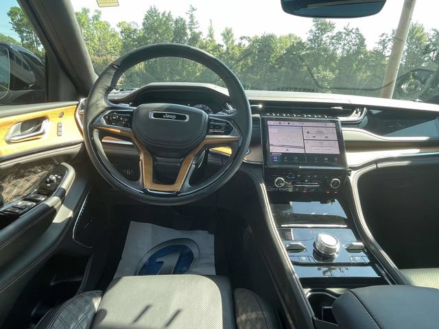 Certified 2024 Jeep Grand Cherokee Summit AWD/4WD image 15