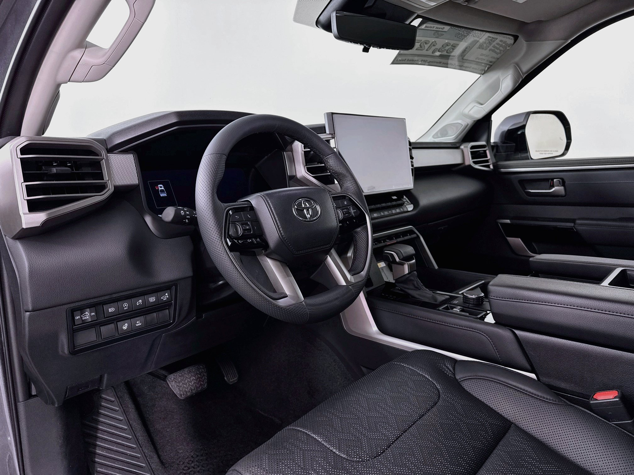 Used 2024 Toyota Tundra Limited AWD/4WD image 9