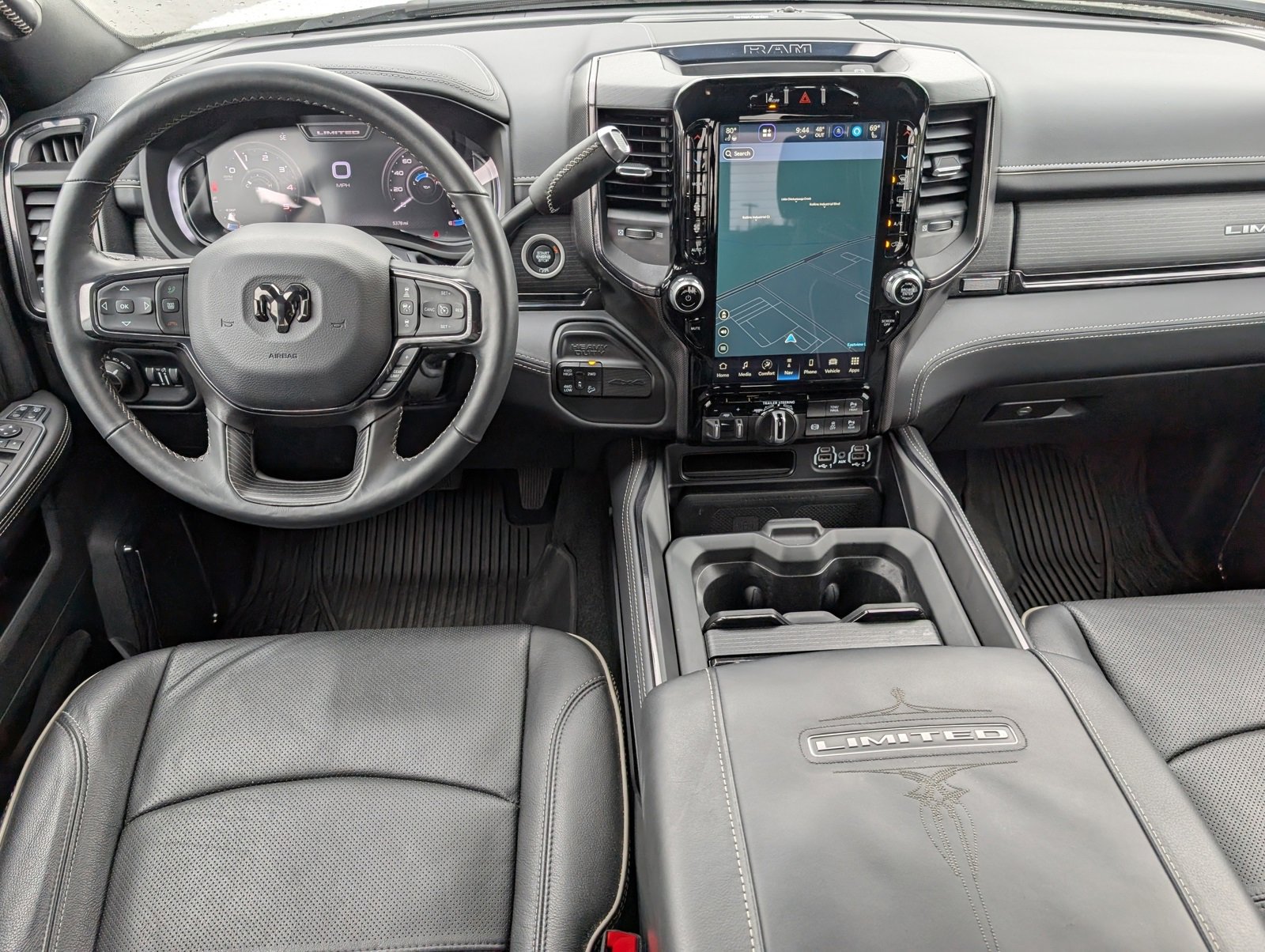 Used 2024 RAM 2500 Limited image 13