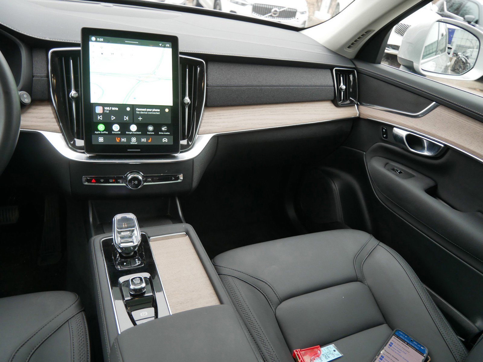 Certified 2025 Volvo XC90 B5 Plus image 13