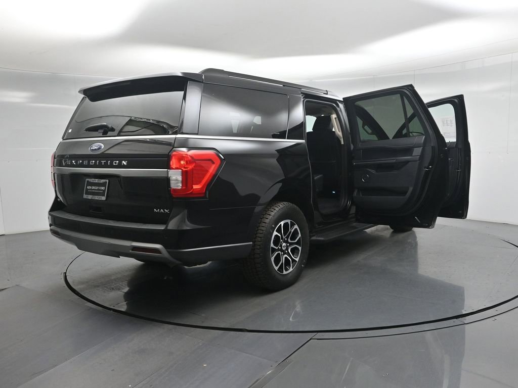 Certified 2024 Ford Expedition Max XLT image 6