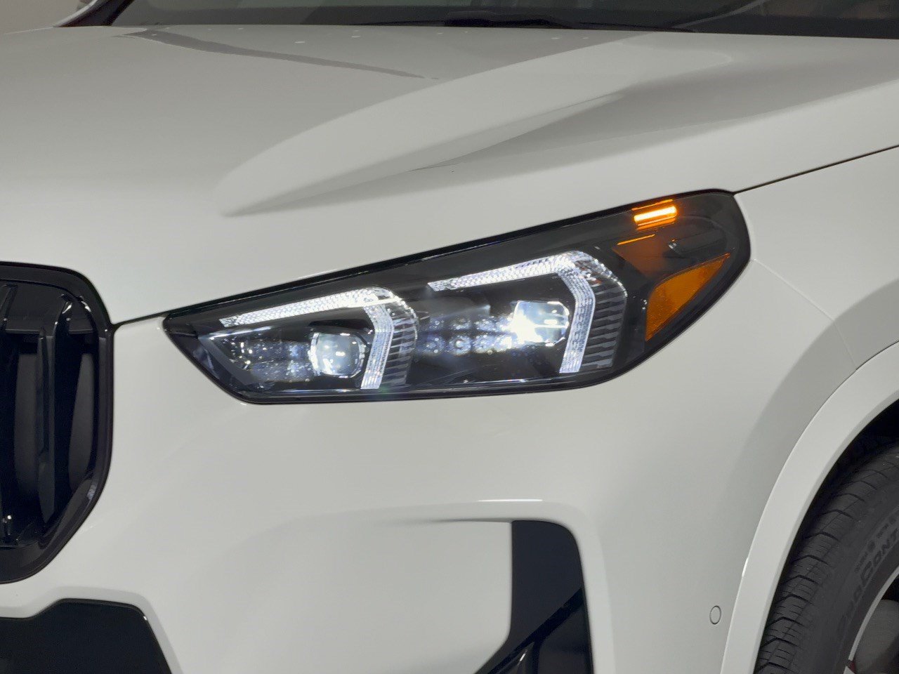 New 2027 BMW X1 xDrive28i AWD/4WD image 12