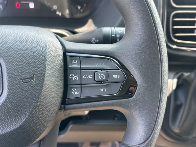 New 2026 RAM ProMaster 3500 w/ Crew Van Package FWD image 18