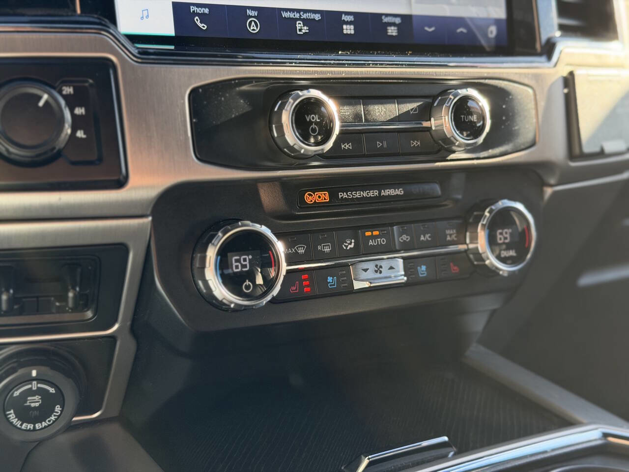 Used 2022 Ford F350 Platinum image 30