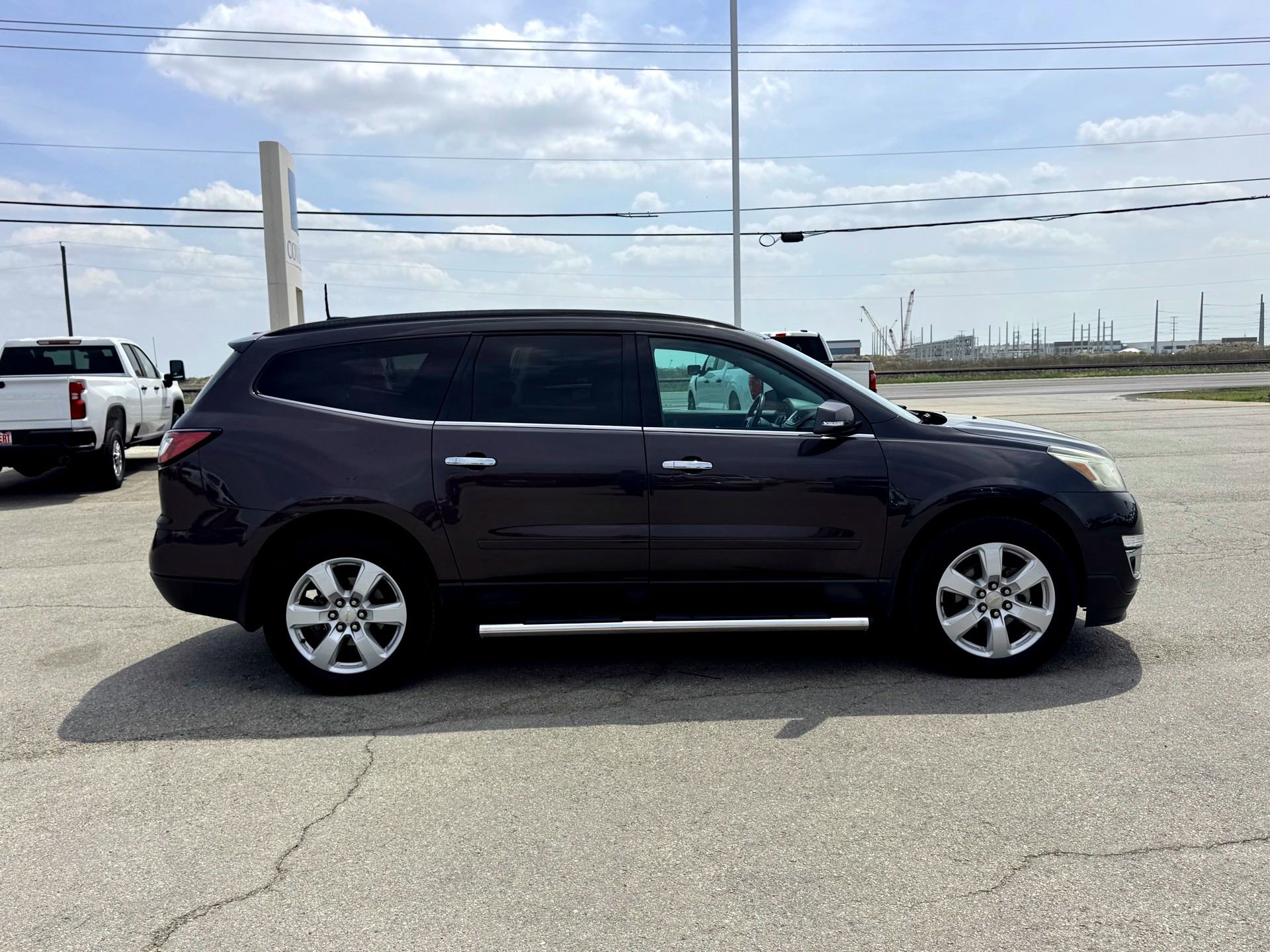 Used 2016 Chevrolet Traverse LT w/ Style and Technology Package image 5