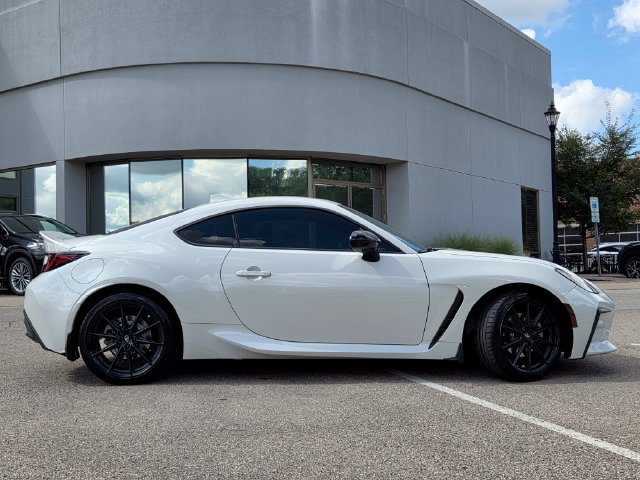 Used 2022 Toyota GR86 Premium w/ GR Appearance Package 1 (TMS RWD image 25