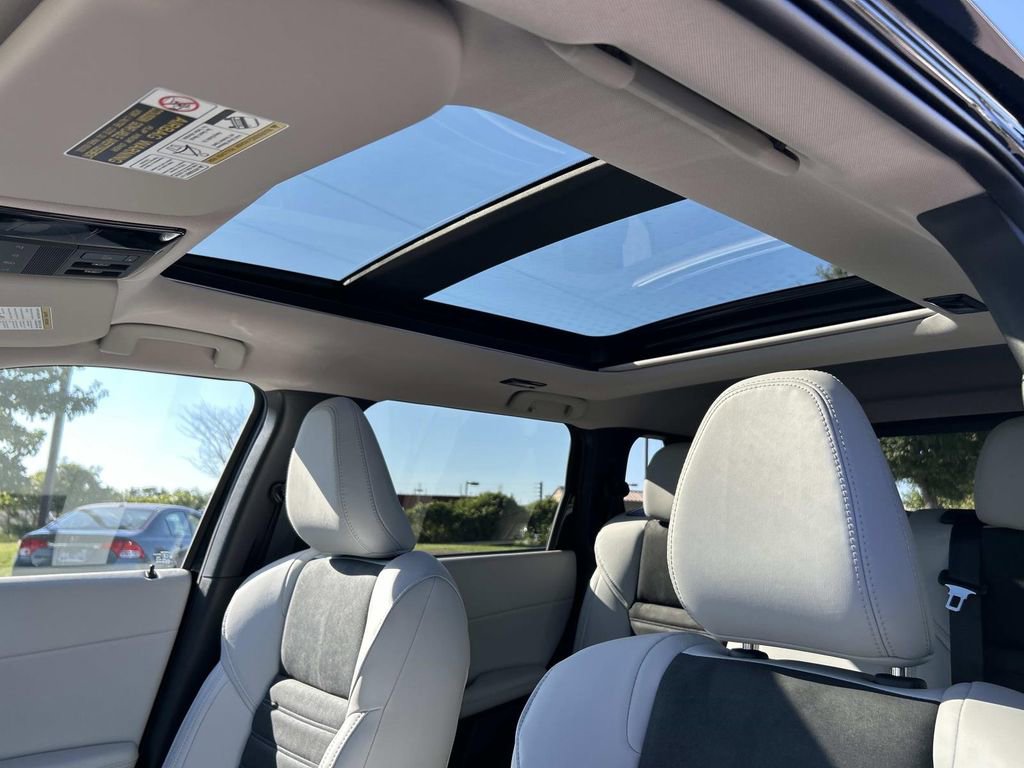 New 2025 Mitsubishi Outlander SE image 22