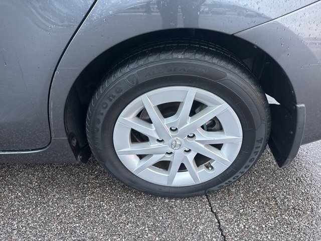 Used 2012 Toyota Prius V image 28