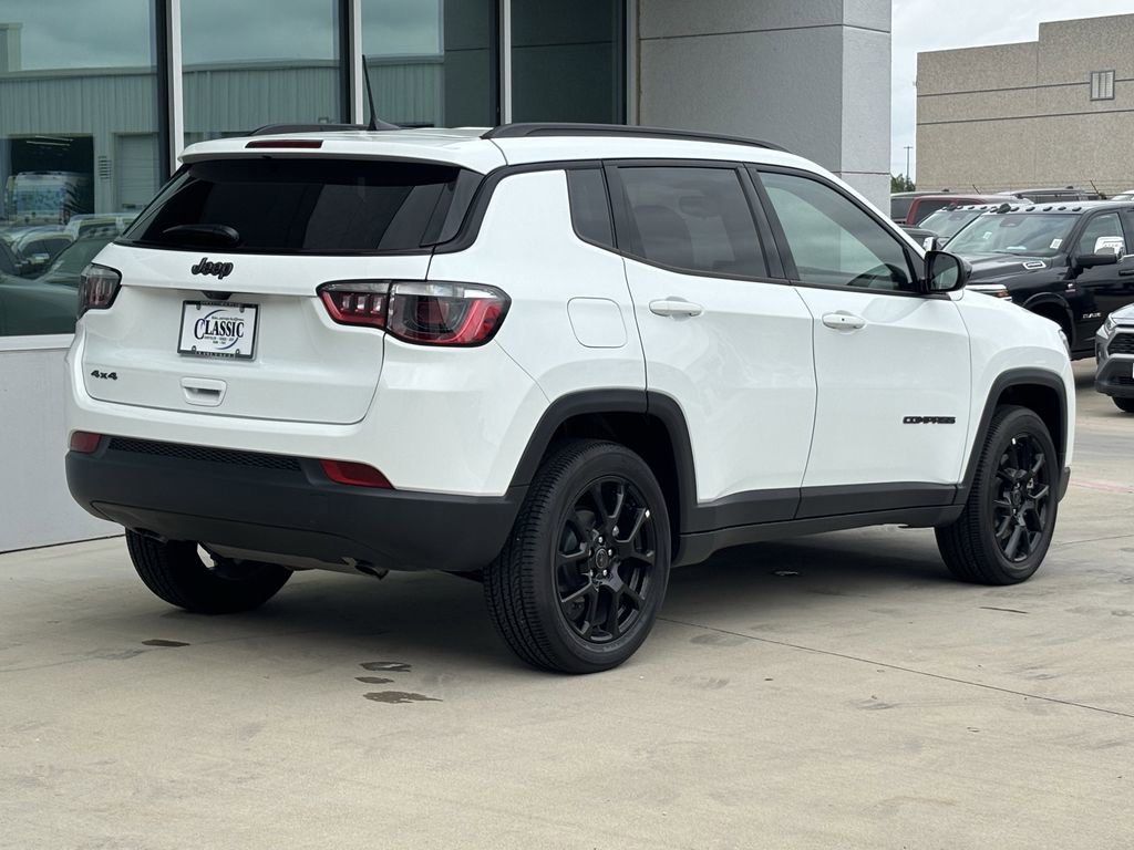 New 2026 Jeep Compass Latitude AWD/4WD image 3