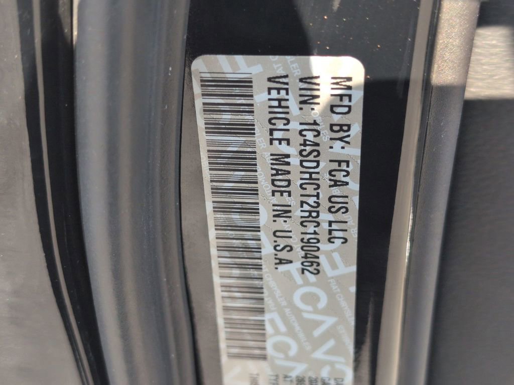Used 2024 Dodge Durango R/T RWD image 33