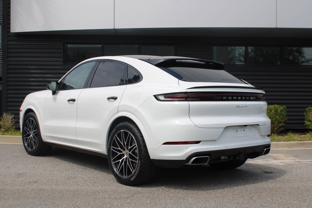 New 2026 Porsche Cayenne Coupe image 3