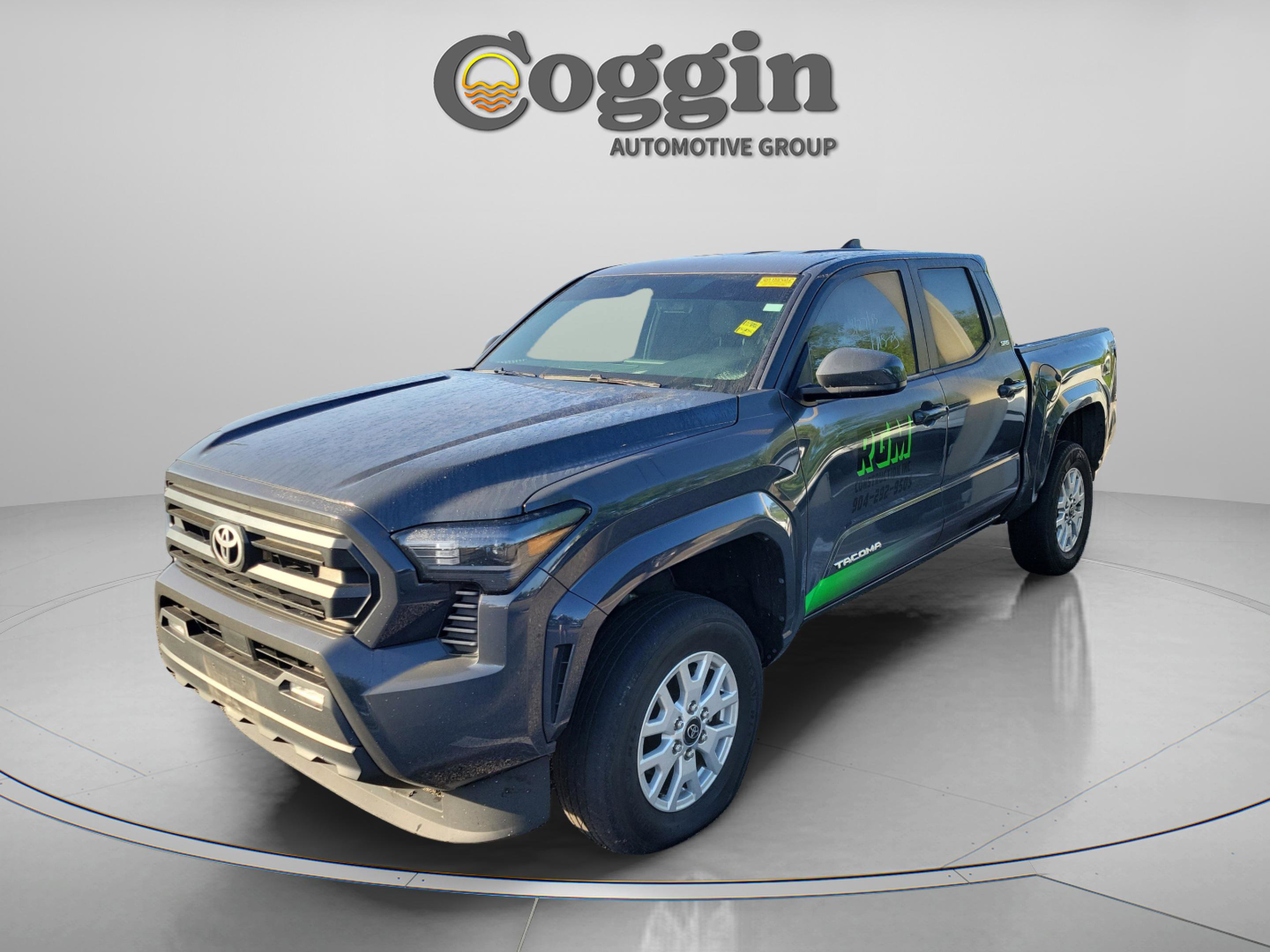 Used 2024 Toyota Tacoma SR5 image 1