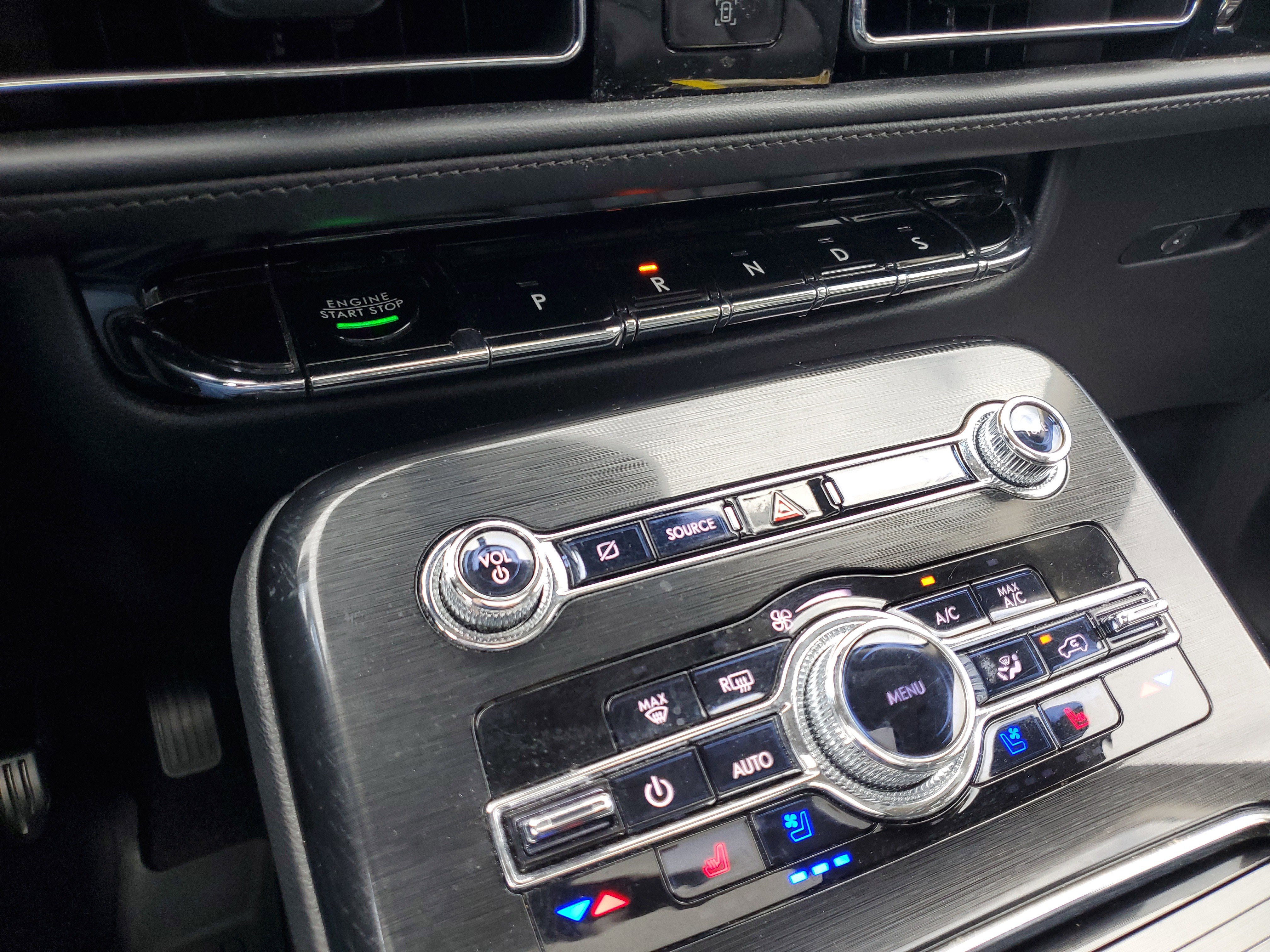 Certified 2023 Lincoln Nautilus Reserve w/ Monochromatic Package image 22