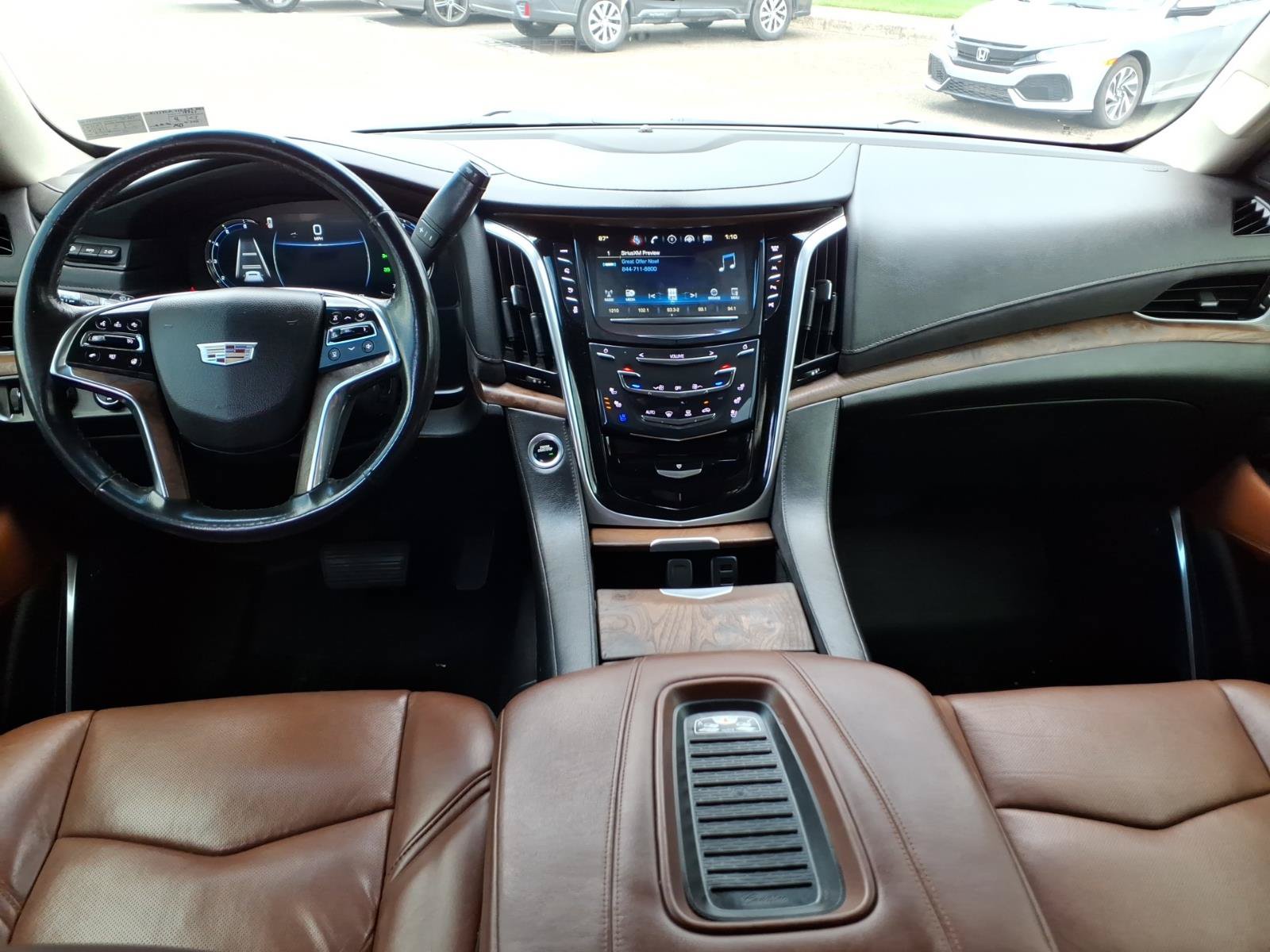Used 2019 Cadillac Escalade Premium Luxury AWD/4WD image 13