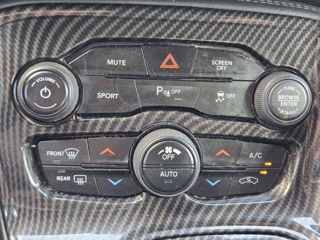 Used 2019 Dodge Challenger GT image 27