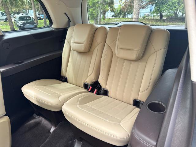 Used 2017 Mercedes-Benz GLS 450 4MATIC w/ Premium Package image 19