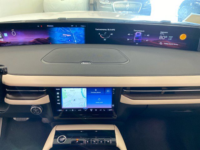 New 2027 Lincoln Navigator Premiere AWD/4WD image 24