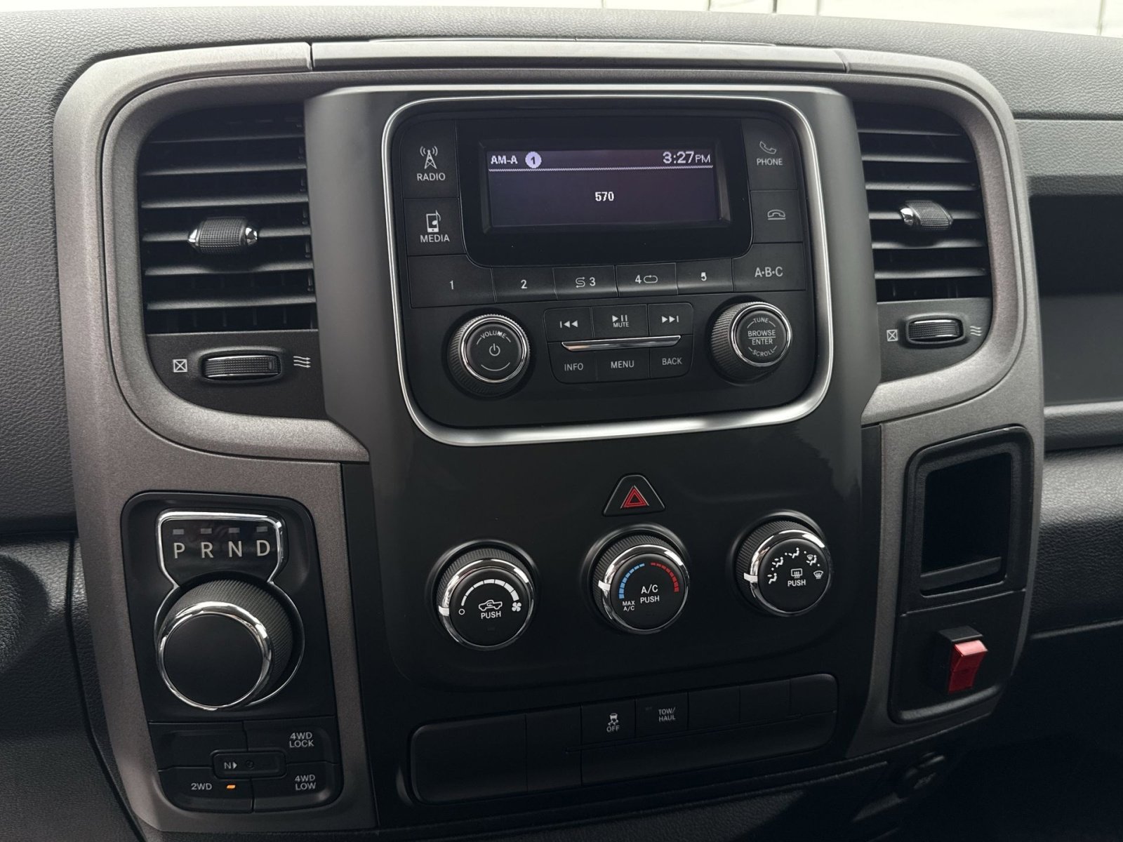 Used 2017 RAM 1500 Tradesman AWD/4WD image 18