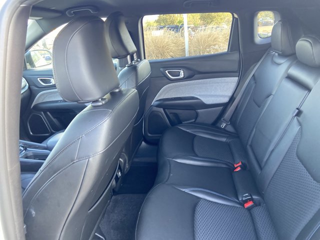 Used 2024 Jeep Compass Latitude image 16