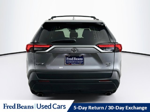 Used 2022 Toyota RAV4 XLE AWD/4WD image 7