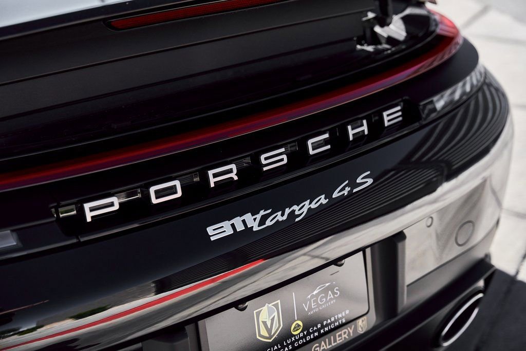 Used 2026 Porsche 911 Targa 4S AWD/4WD image 14