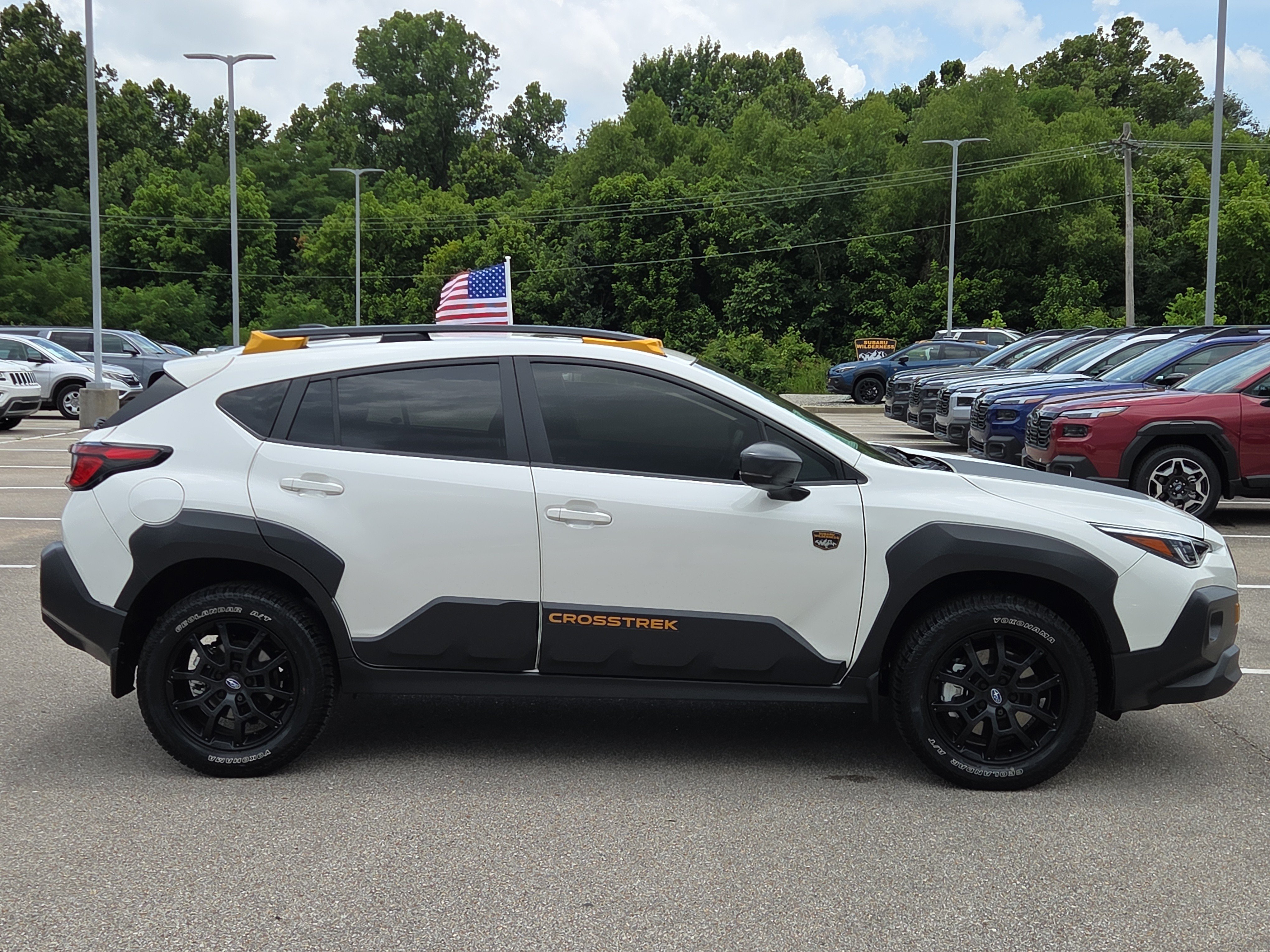 Used 2025 Subaru Crosstrek 2.5i Wilderness w/ Crosstrek Mirror Package AWD/4WD image 2