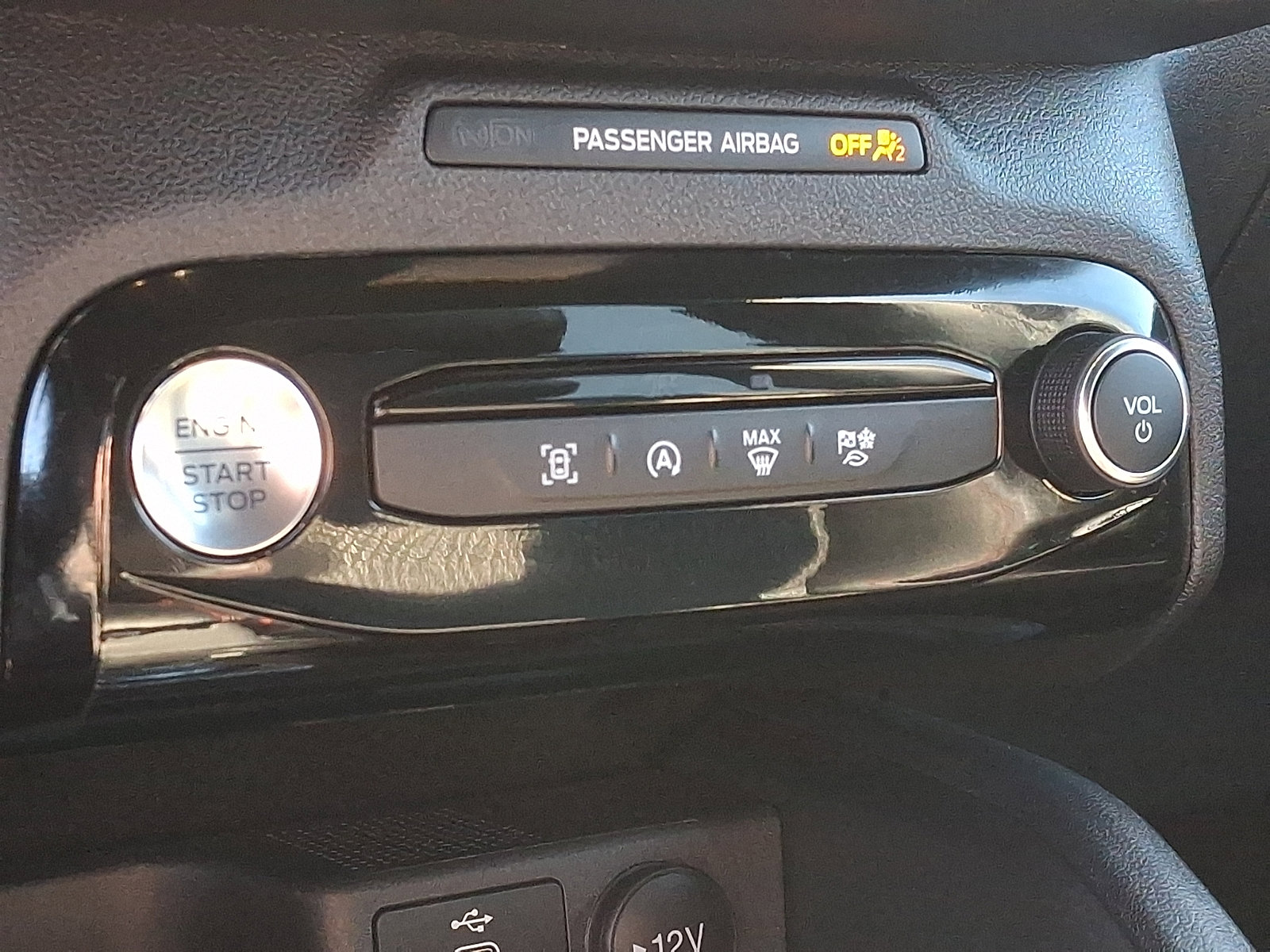 Used 2026 Ford Escape ST-Line w/ Tech Pack #1 image 16