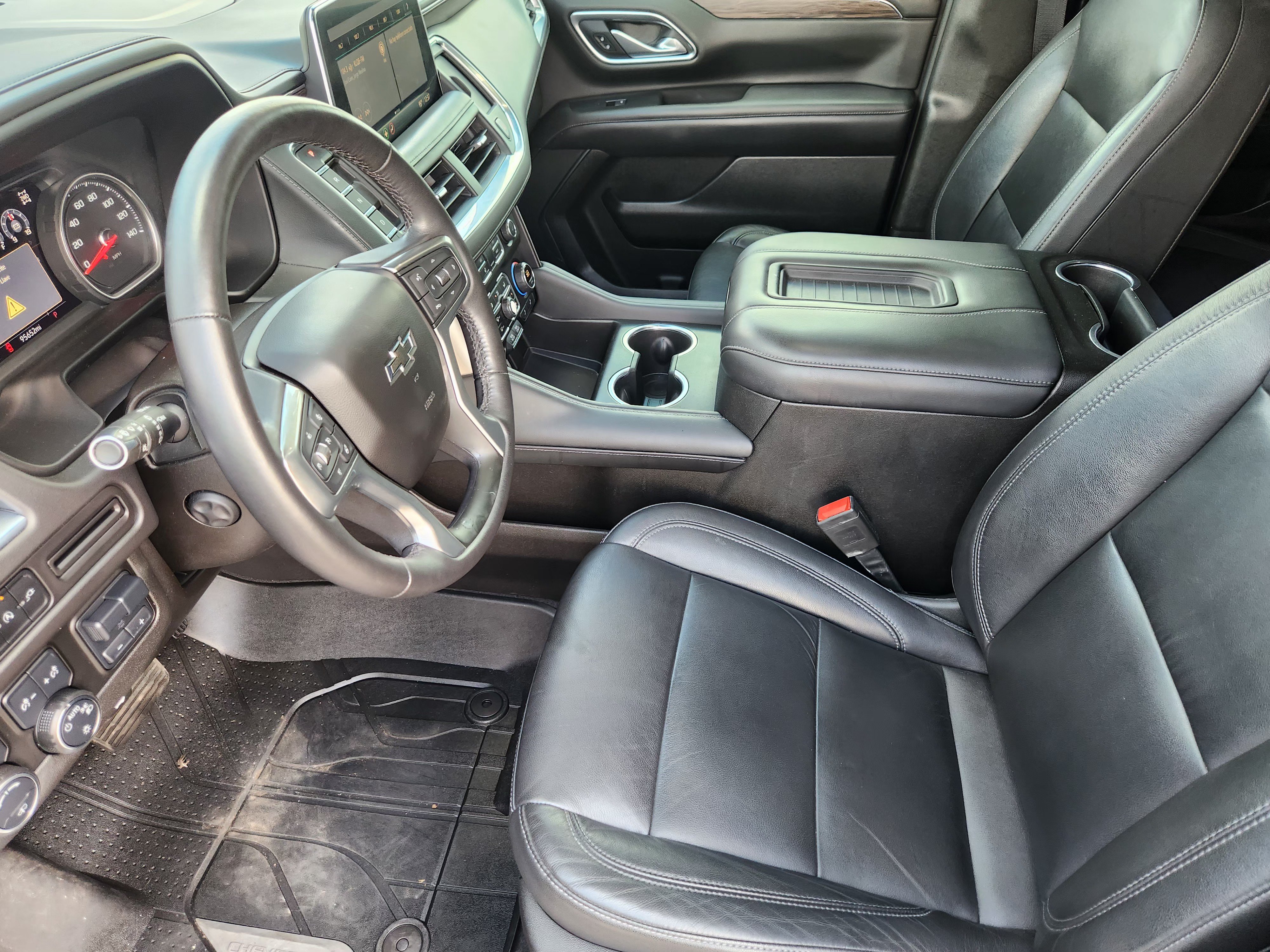 Used 2021 Chevrolet Suburban Z71 w/ Z71 Off-Road Package AWD/4WD image 12