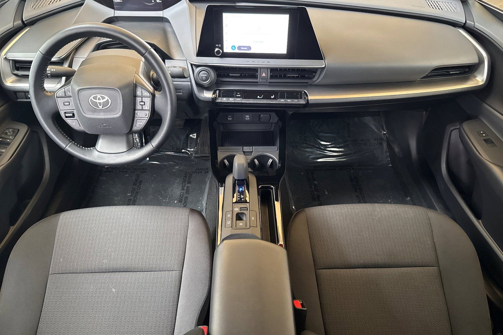 Used 2025 Toyota Prius LE image 15