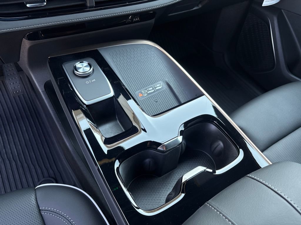 New 2025 Buick Enclave Avenir w/ Super Cruise Package image 21