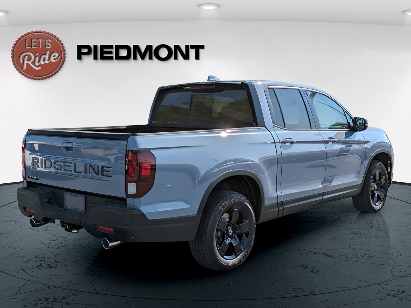 New 2026 Honda Ridgeline Black Edition image 4