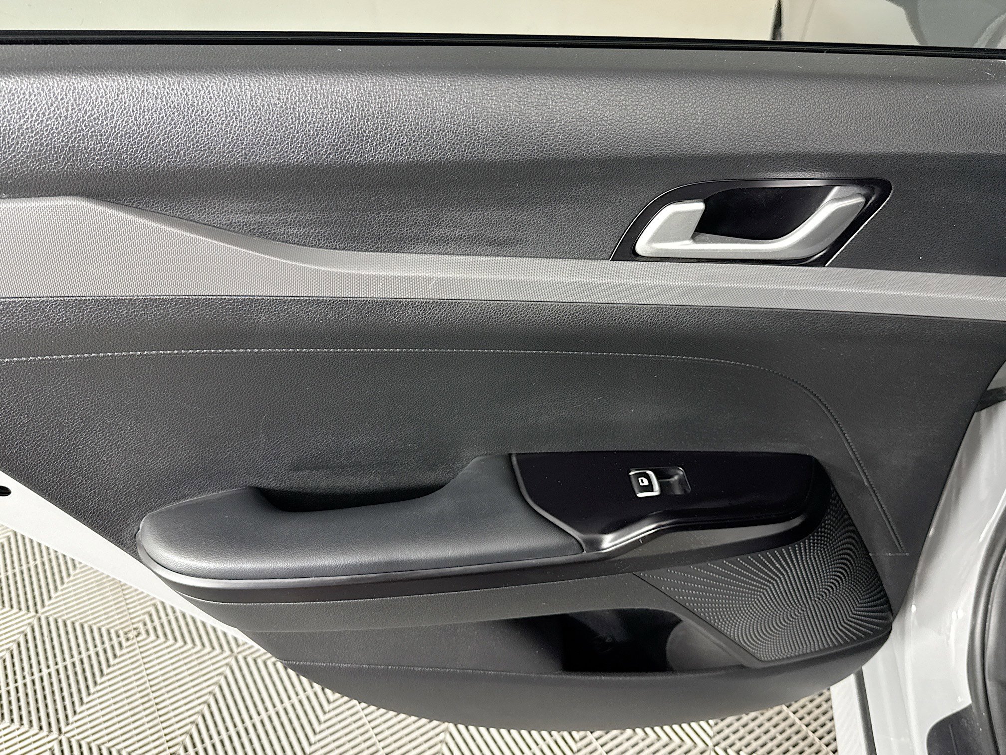Used 2024 Kia K5 GT-Line w/ GT-Line Premium Package FWD image 25