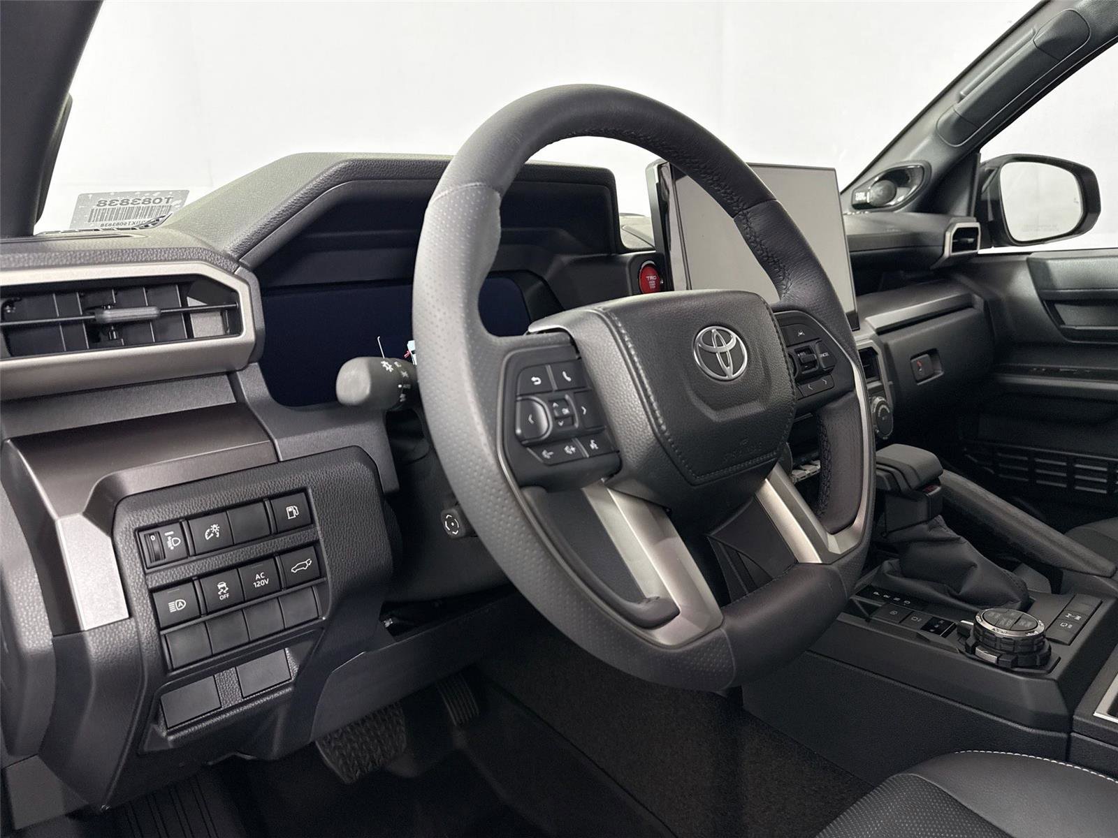 Certified 2026 Toyota 4Runner TRD Off-Road Premium image 4