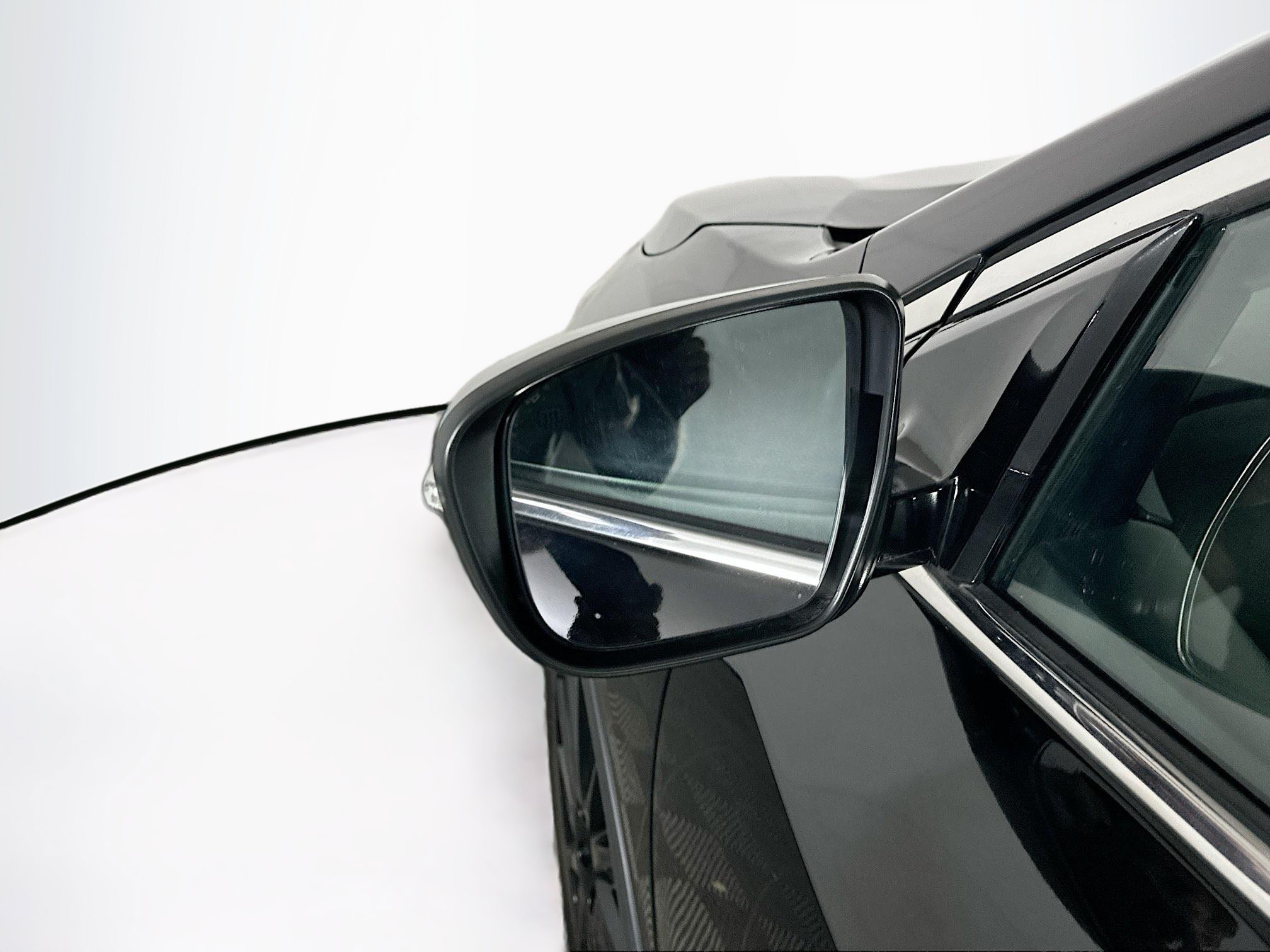 Used 2024 Nissan Murano SV w/ SV Midnight Edition Package FWD image 16