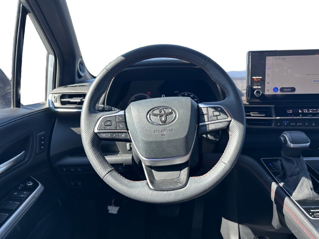 Used 2025 Toyota Sienna XSE w/ XSE Premium Package AWD/4WD image 17