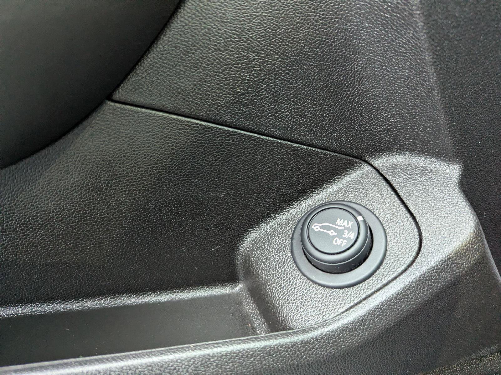 Used 2022 GMC Terrain SLT w/ Infotainment Package II image 23