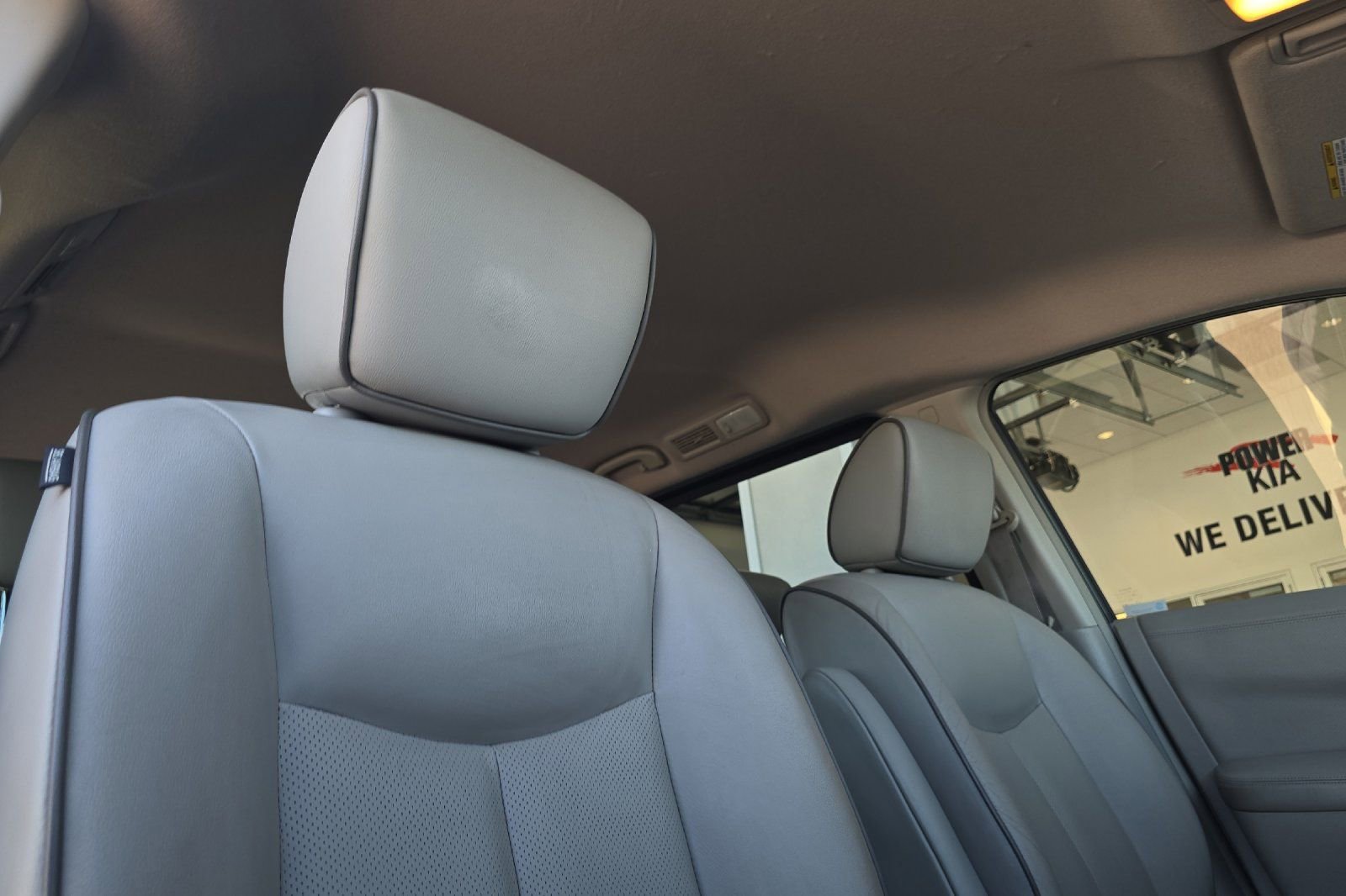 Used 2012 Nissan Quest SL FWD image 18