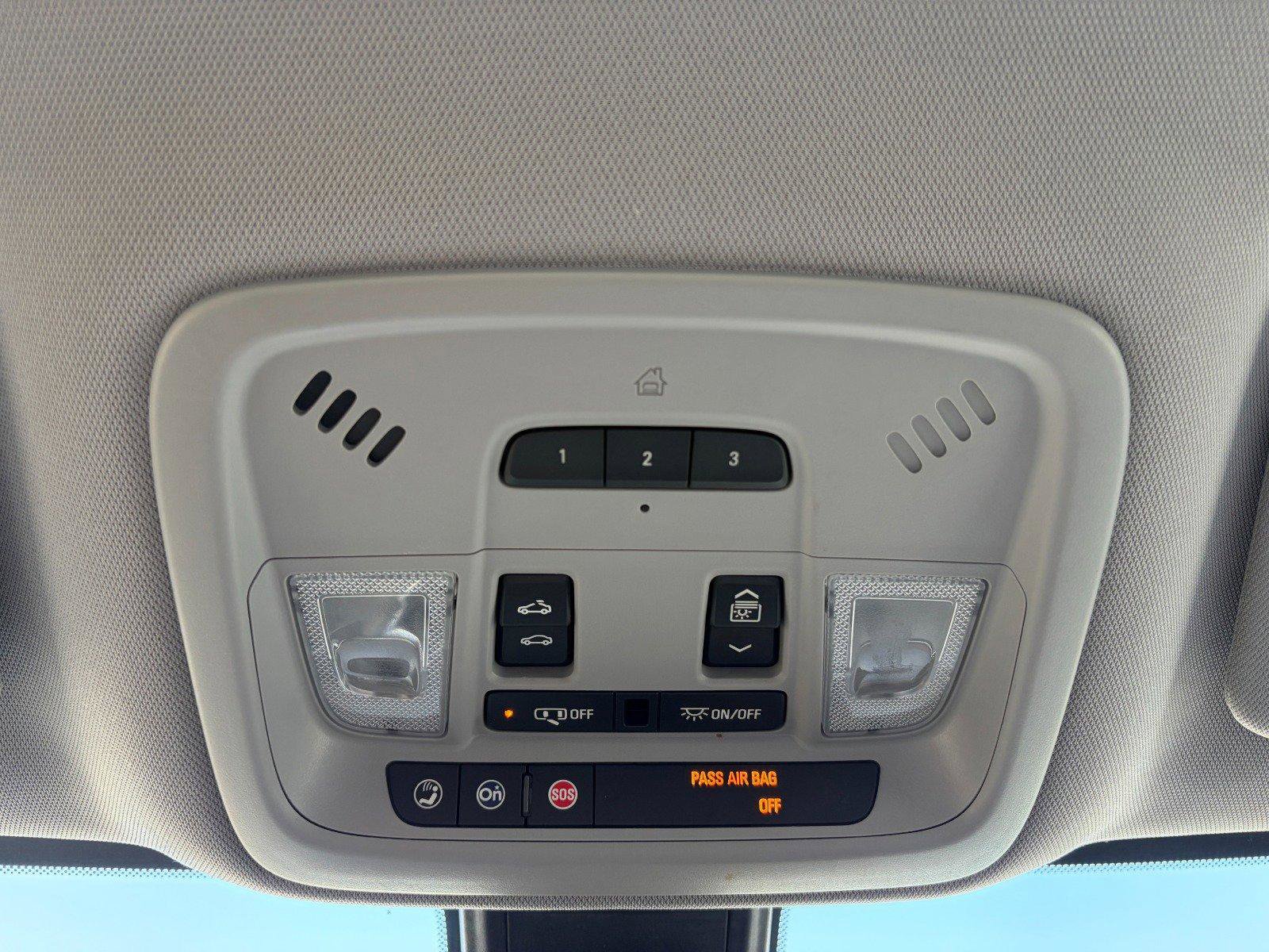 Used 2018 Chevrolet Malibu LT w/ Leather Package image 16