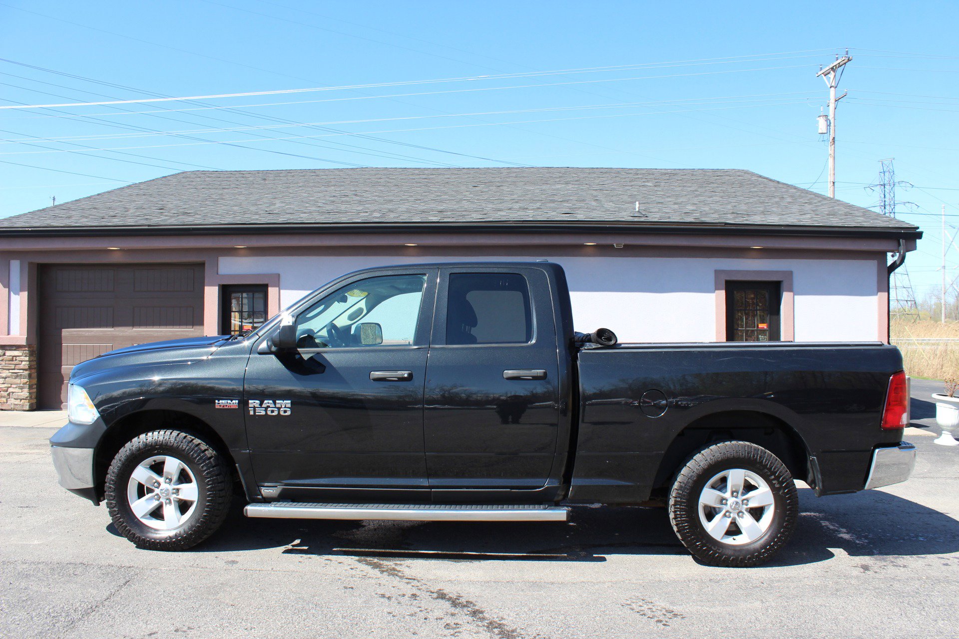Used 2016 RAM 1500 ST w/ SXT Appearance Group AWD/4WD image 10