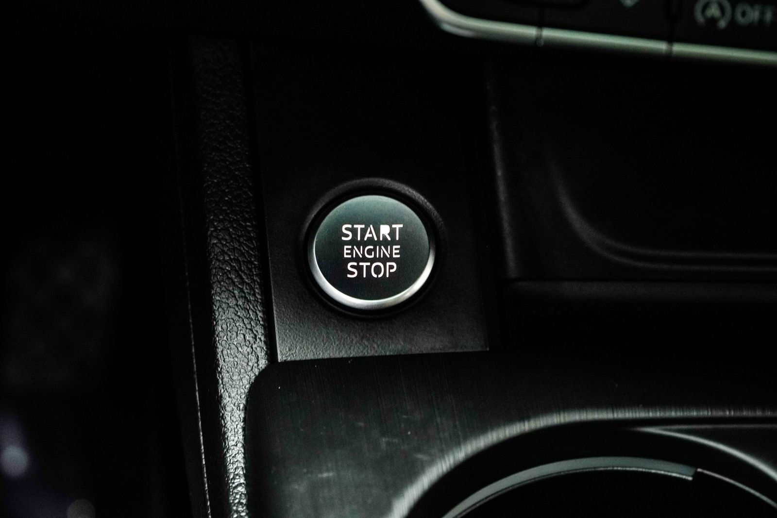 Used 2017 Audi A4 2.0T Ultra Premium w/ Convenience Package FWD image 20