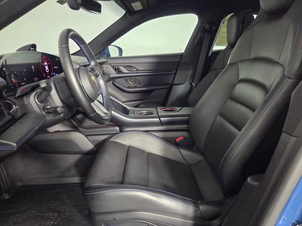 Used 2021 Porsche Taycan 4S image 11