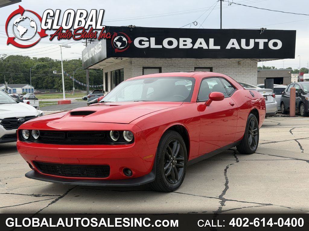 Used 2019 Dodge Challenger GT w/ Blacktop Package AWD/4WD image 1