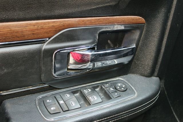 Used 2016 RAM 1500 Laramie image 16