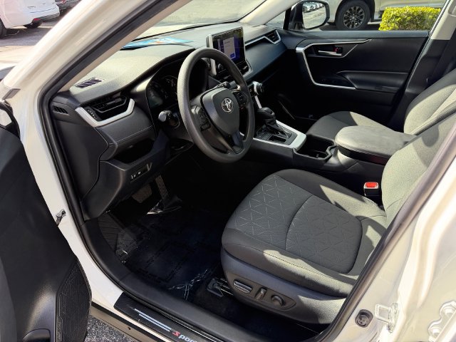Used 2023 Toyota RAV4 XLE FWD image 11
